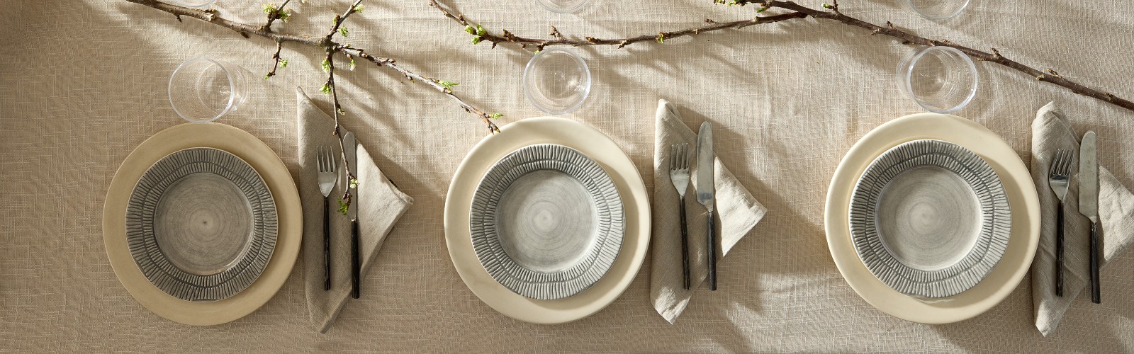 初春のテーブルコーディネート