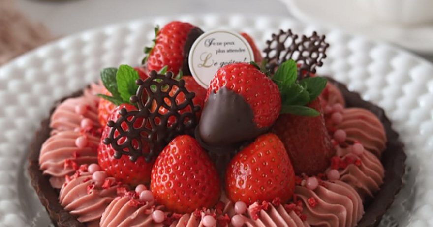 誕生日ケーキが映える3種のお皿！おしゃれなプレートの選び方