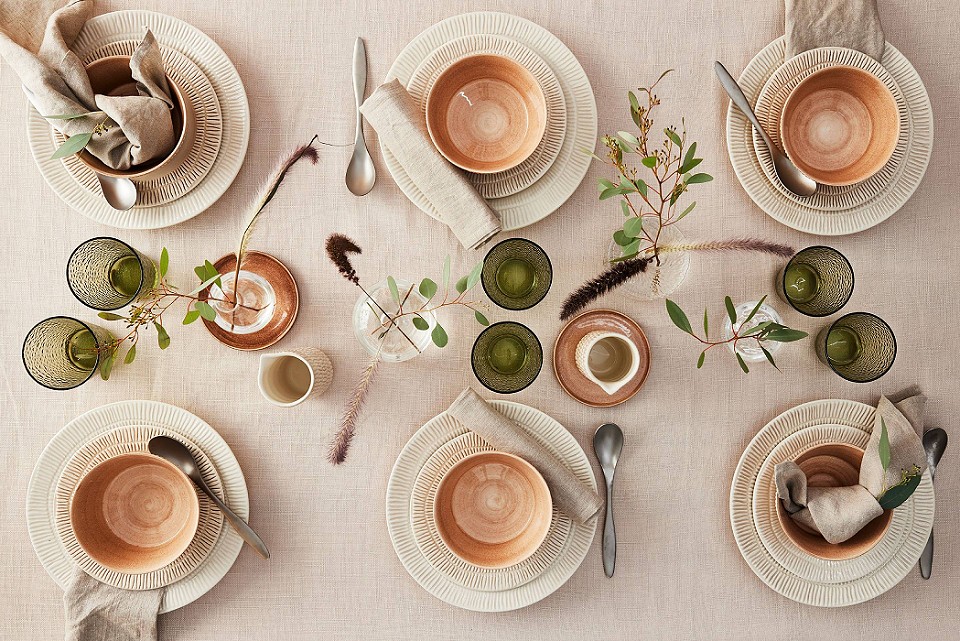 上品かつ心地よいテーブルコーディネート